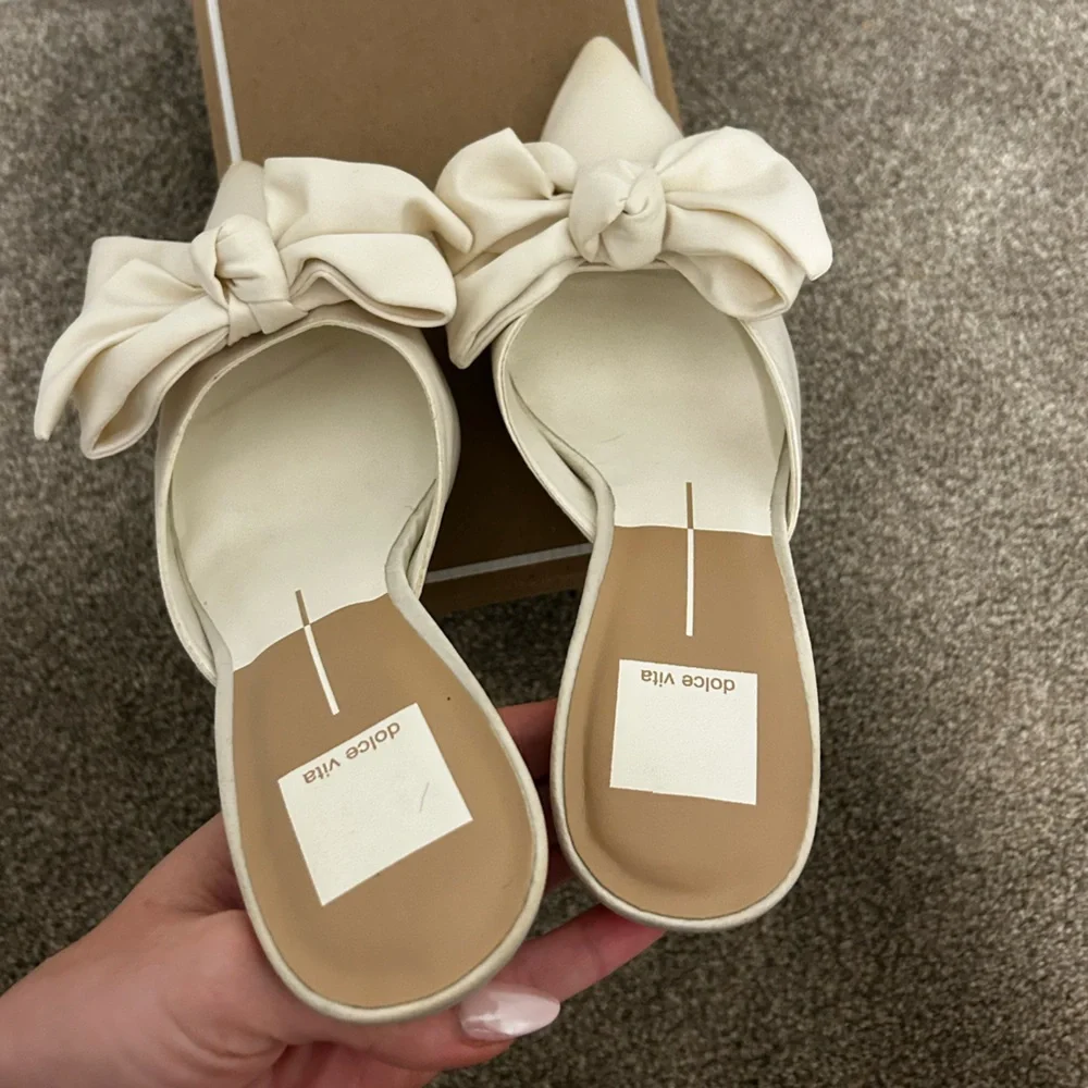 Dolce Vita Kaylie Bow Pointed Toe Mule - Picture 8 of 11